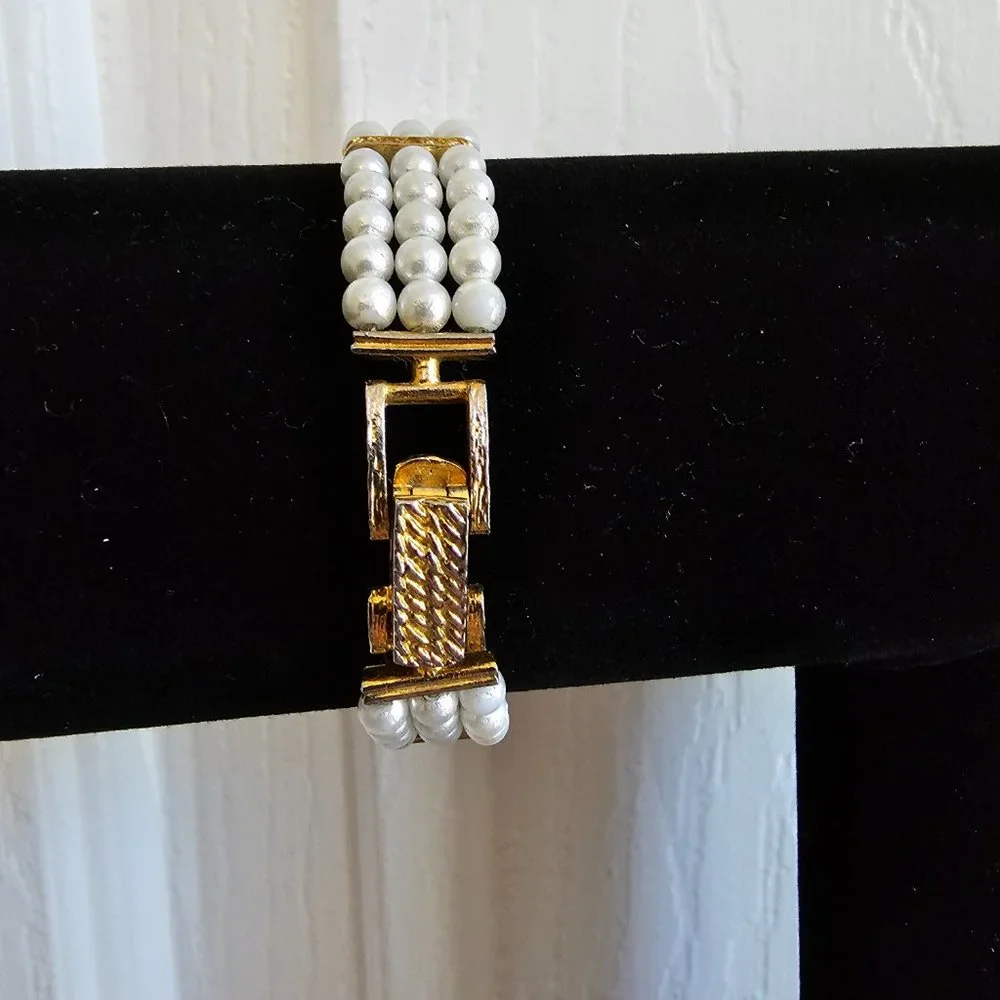 Eastman Quartz Gold Tone Pearl Rhinestone Watch - Picture 4 of 16